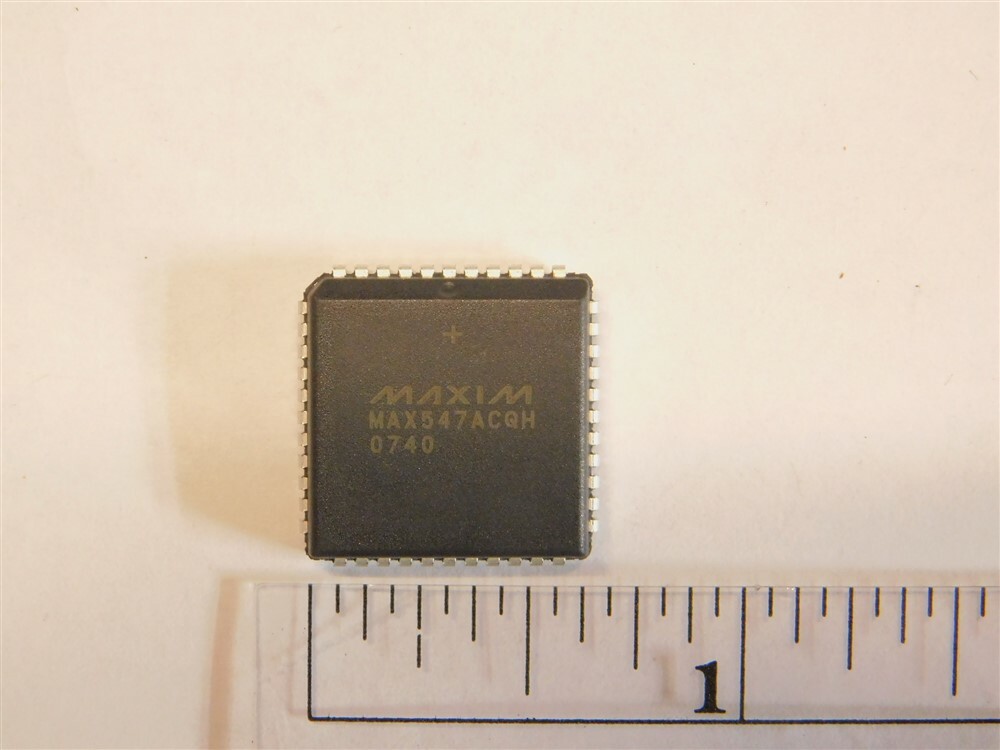 Maxim MAX547ACQH+D Octal, 13-Bit Voltage Output DAC IC w/Parallel Interface