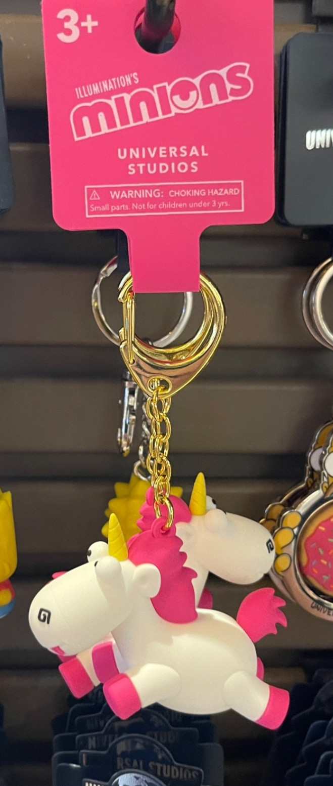 Universal Studios Exclusive Despicable Me Fluffy Figure Keychain New