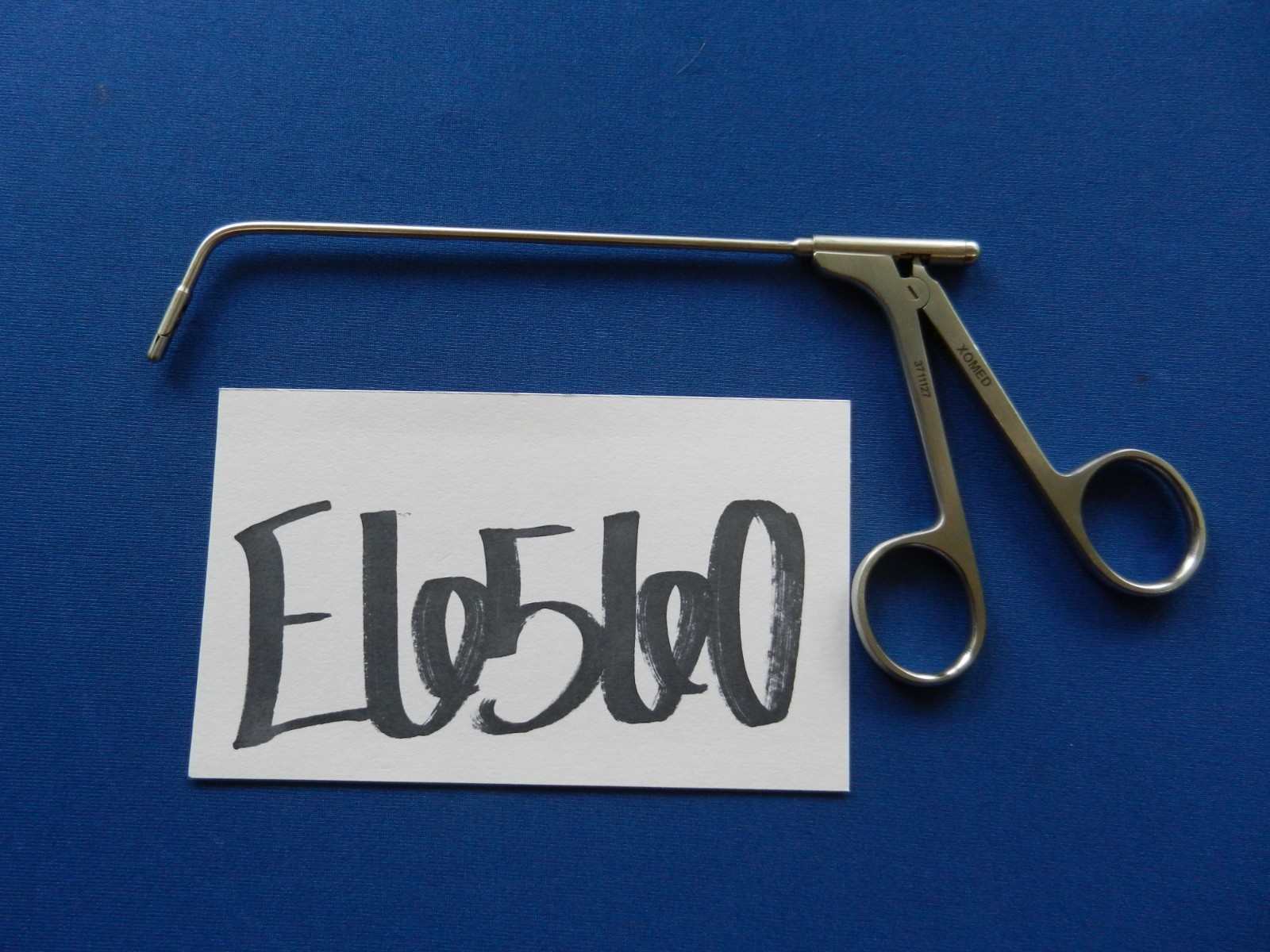 E6560 Xomed 3711127 Skinner 3.0mm Cups 70 Degree Down Angled Forceps 13cm Long