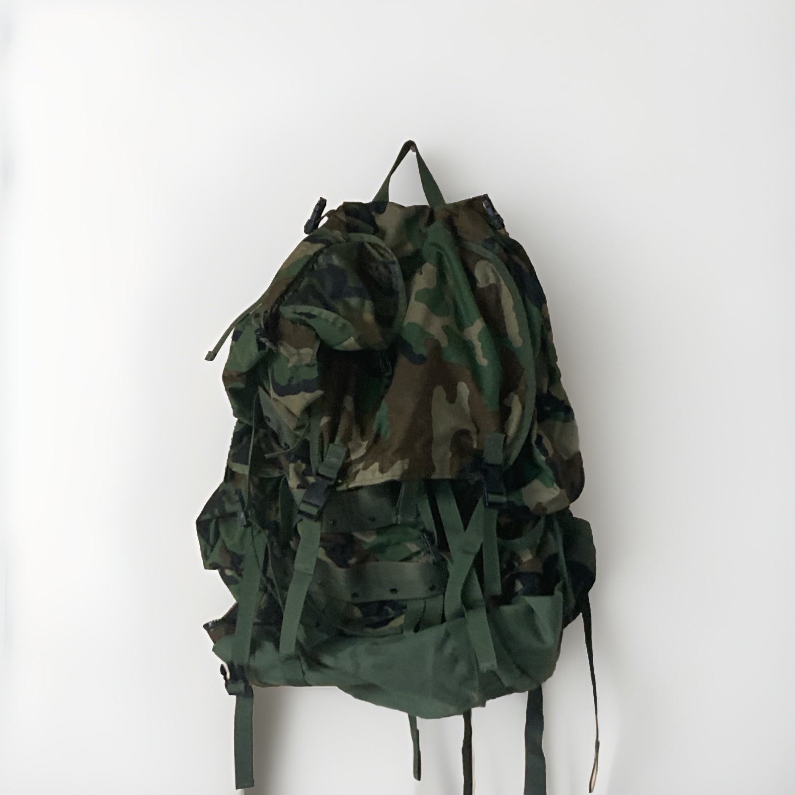 USGI MOLLE II Large Rucksack Woodland Camo SDS Specialty Defense Systems Army Pk