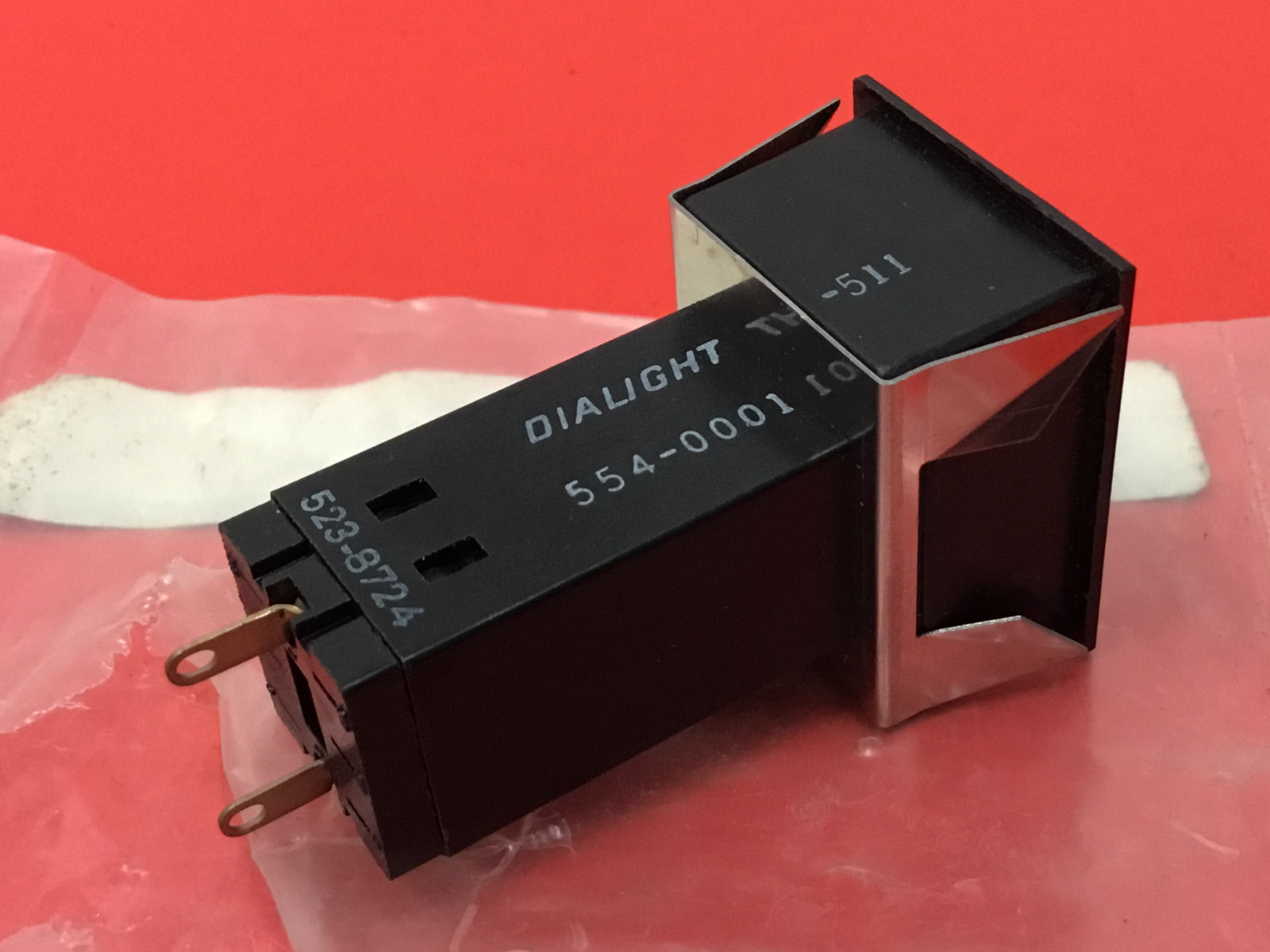 Dialight - P/N: 554-0001-511 - Indicator Light - NEW