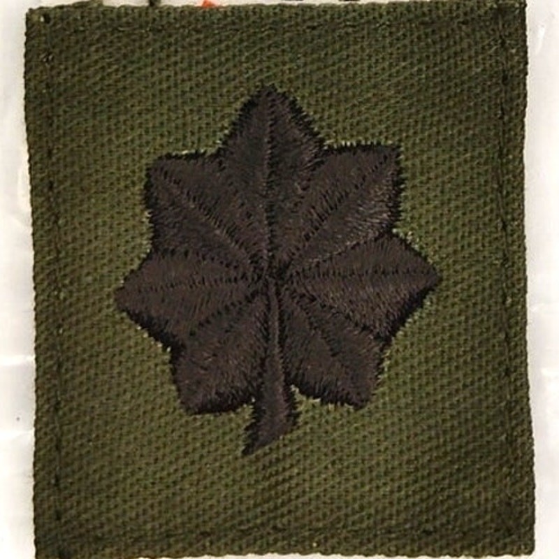 Vintage US Navy LCDR O‑4 Subdued OD Cap Device Patch 1‑3/4" × 1‑1/2" TE Sew‑On