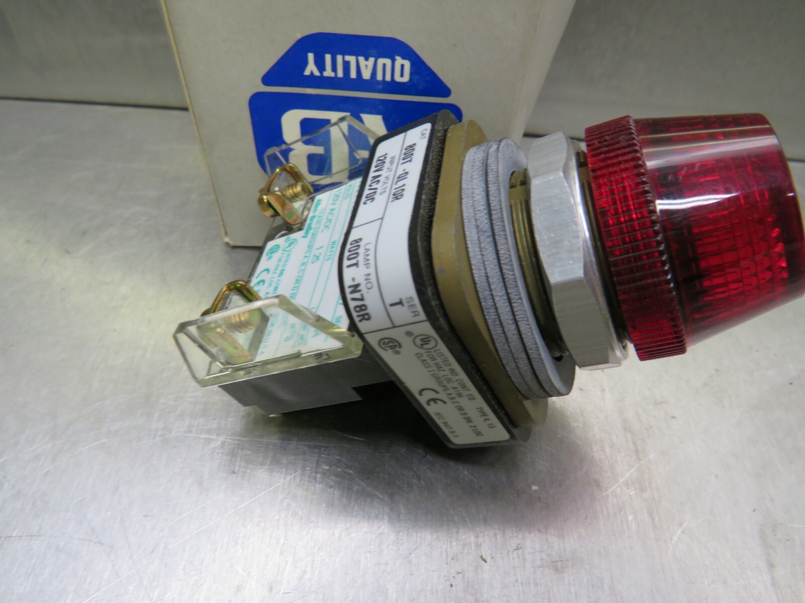 Allen Bradley 800T-QL10R Pilot Light Red 120V