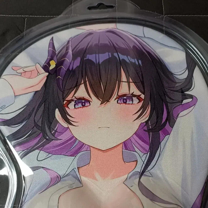 Esther Arisa Official Mouse Pad