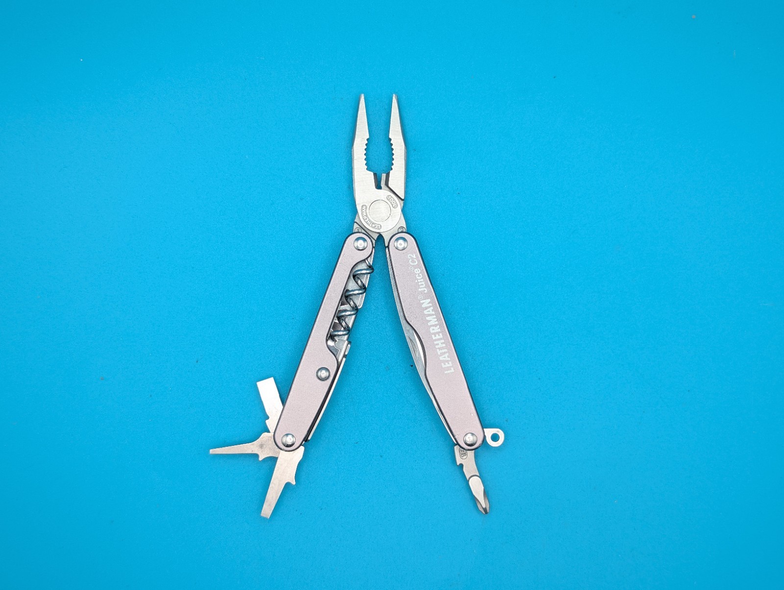 Leatherman Juice C2 Gray Multi Tool! RETIRED! *TAKE 3 IDEAS*