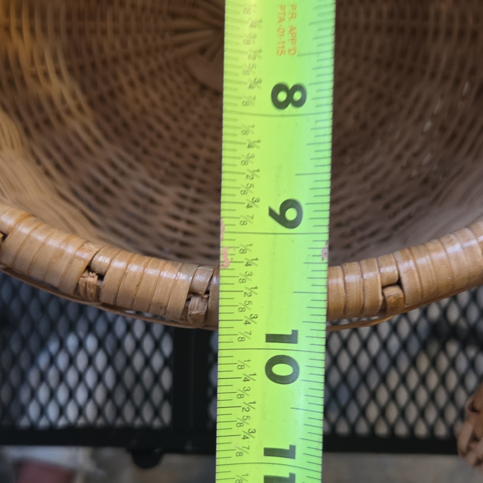 Round Wicker Basket with Lid and Handle, Brown, Medium, 10" Diameter, Handmade