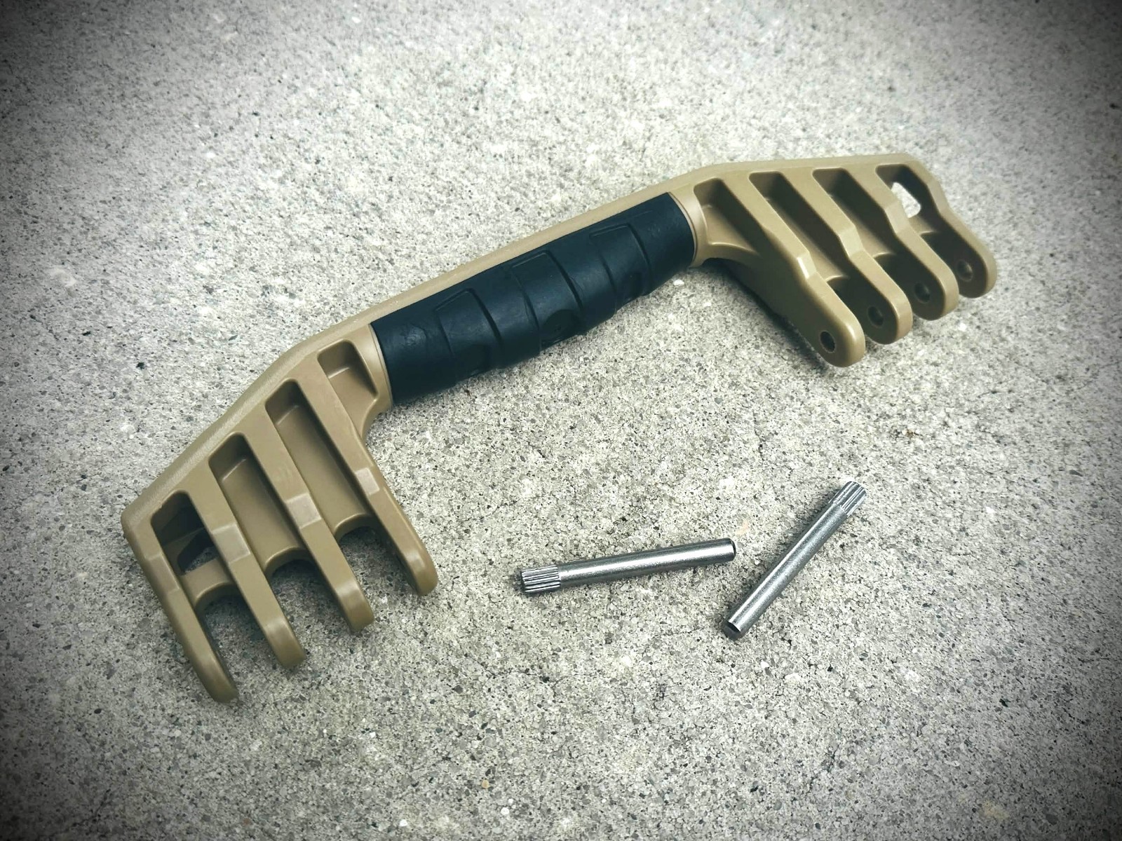 Pelican Case 1620 Handle (Front)