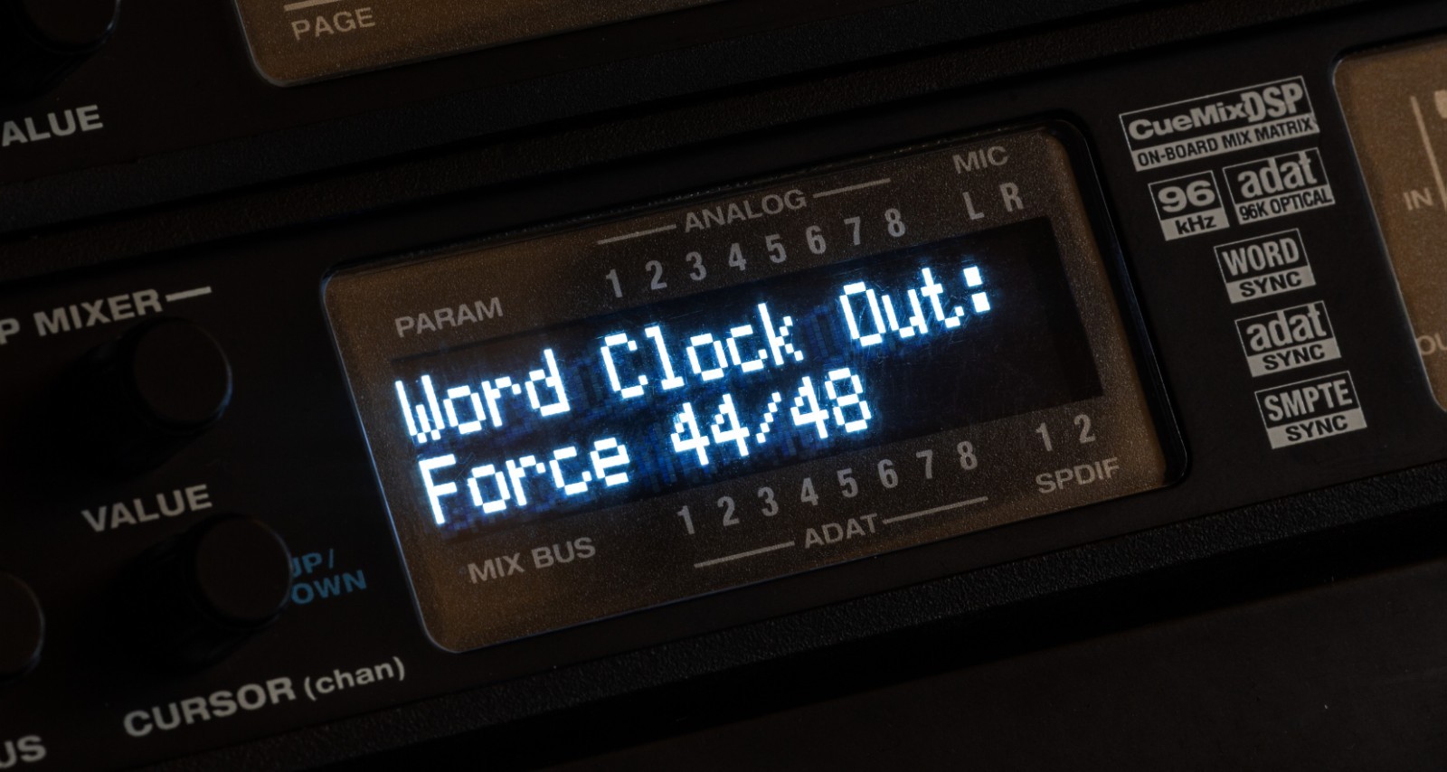 MOTU 828 MKII Custom OLED Display !