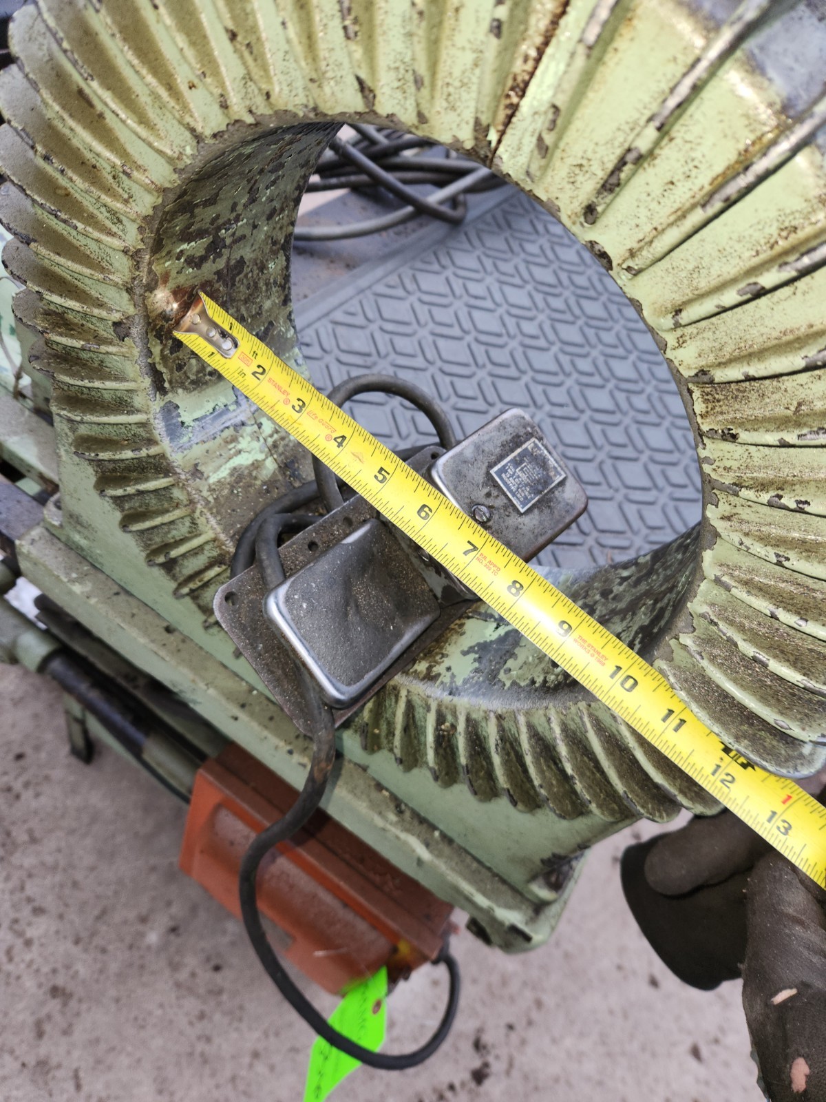 R. B. ANNIS 10"-X CIRCLE DEMAGNETIZER 46-D-9