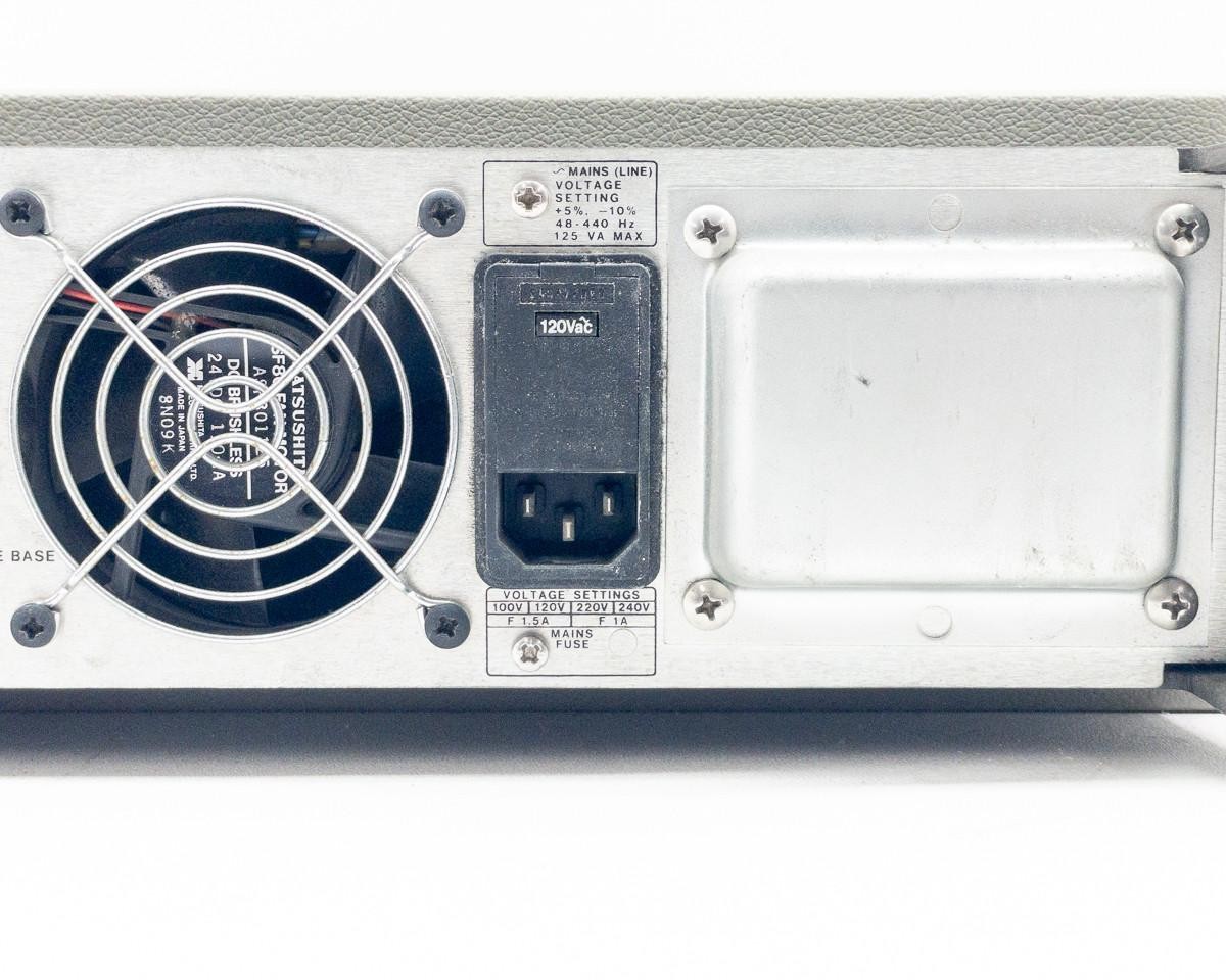Hewlett Packard 8656B Signal Generator 0.1-990 MHz, Wide-Range RF Source