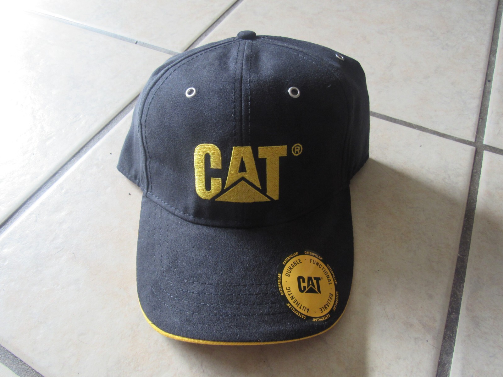 Licensed CAT Caterpillar Construction Equipment Cap Hat - Black-One Size  (B 13)