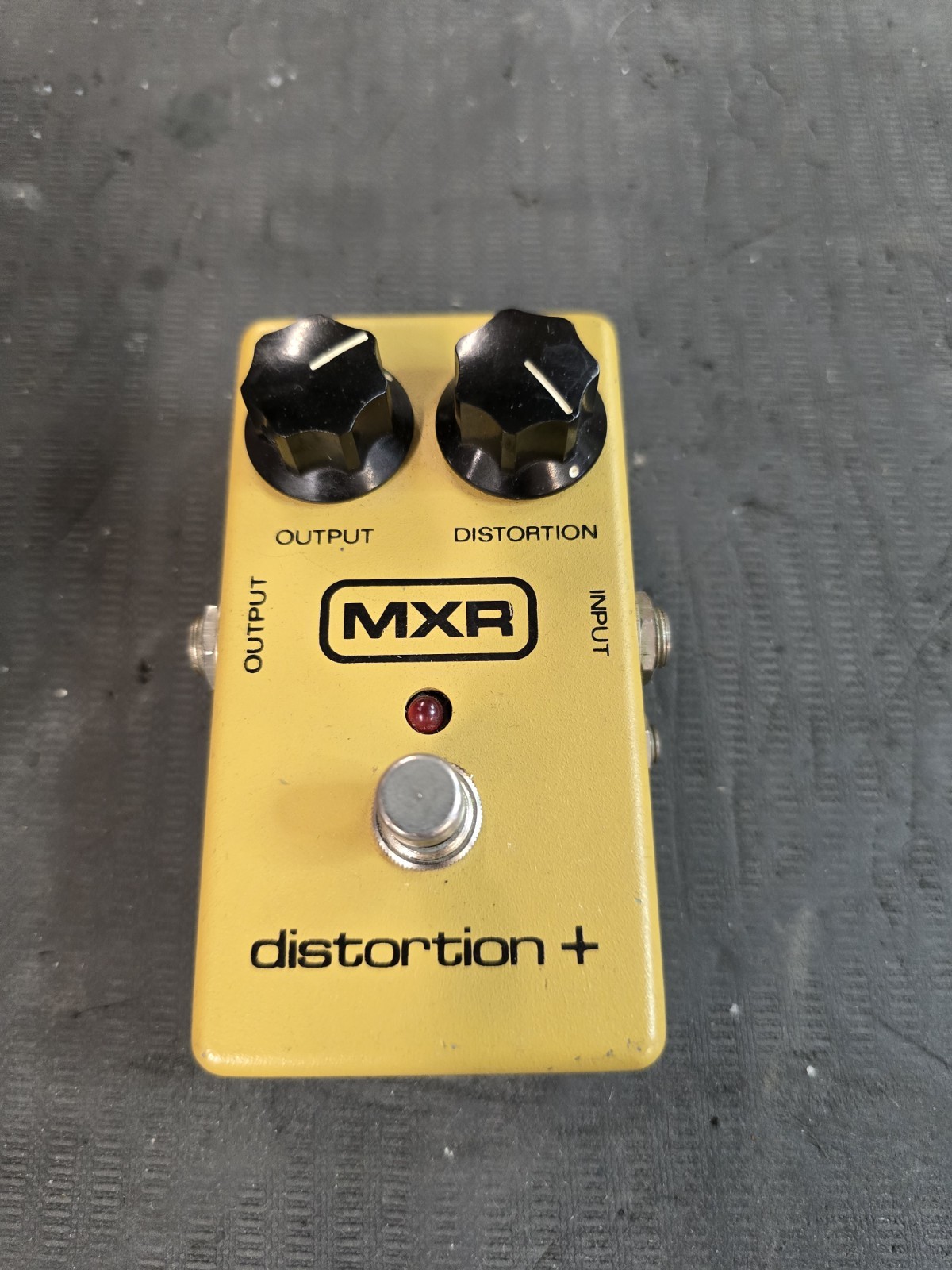 MXR Distortion Plus Vintage 1981 Guitar Effect Pedal