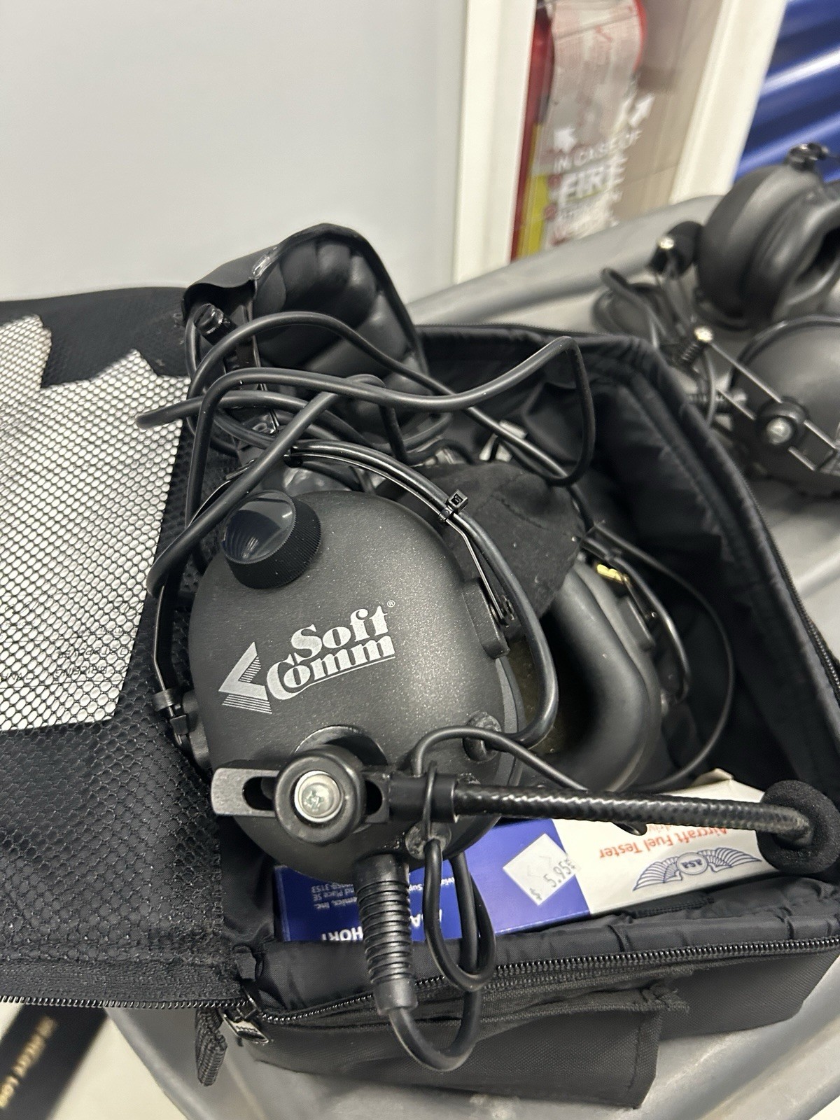 SoftComm Aviation Headset with Microphone Black - Tested and Working