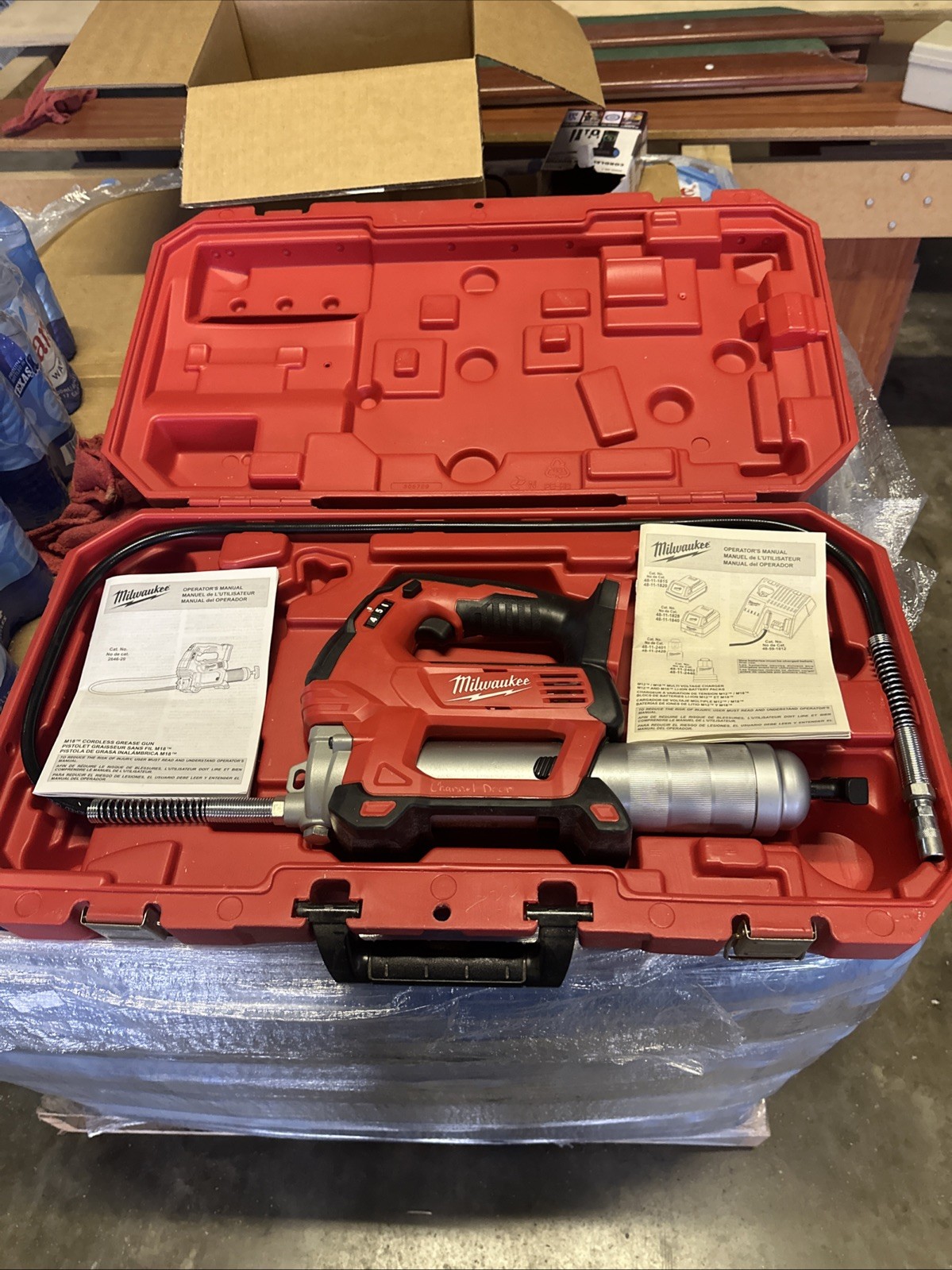 Milwaukee M18 2646-20 18V Cordless 2-Speed Grease Gun - Red