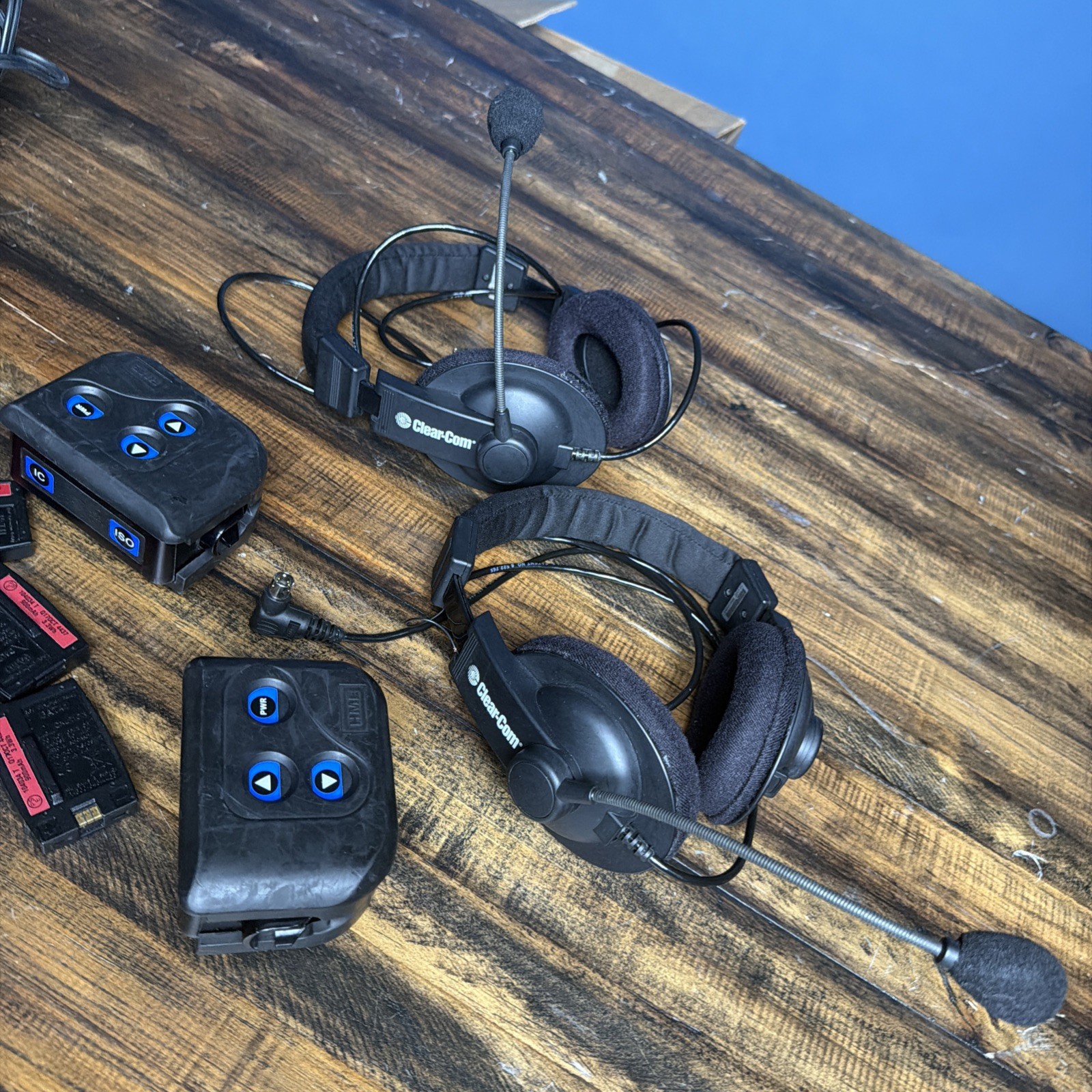Clear-com HME DX210 Wireless comm system