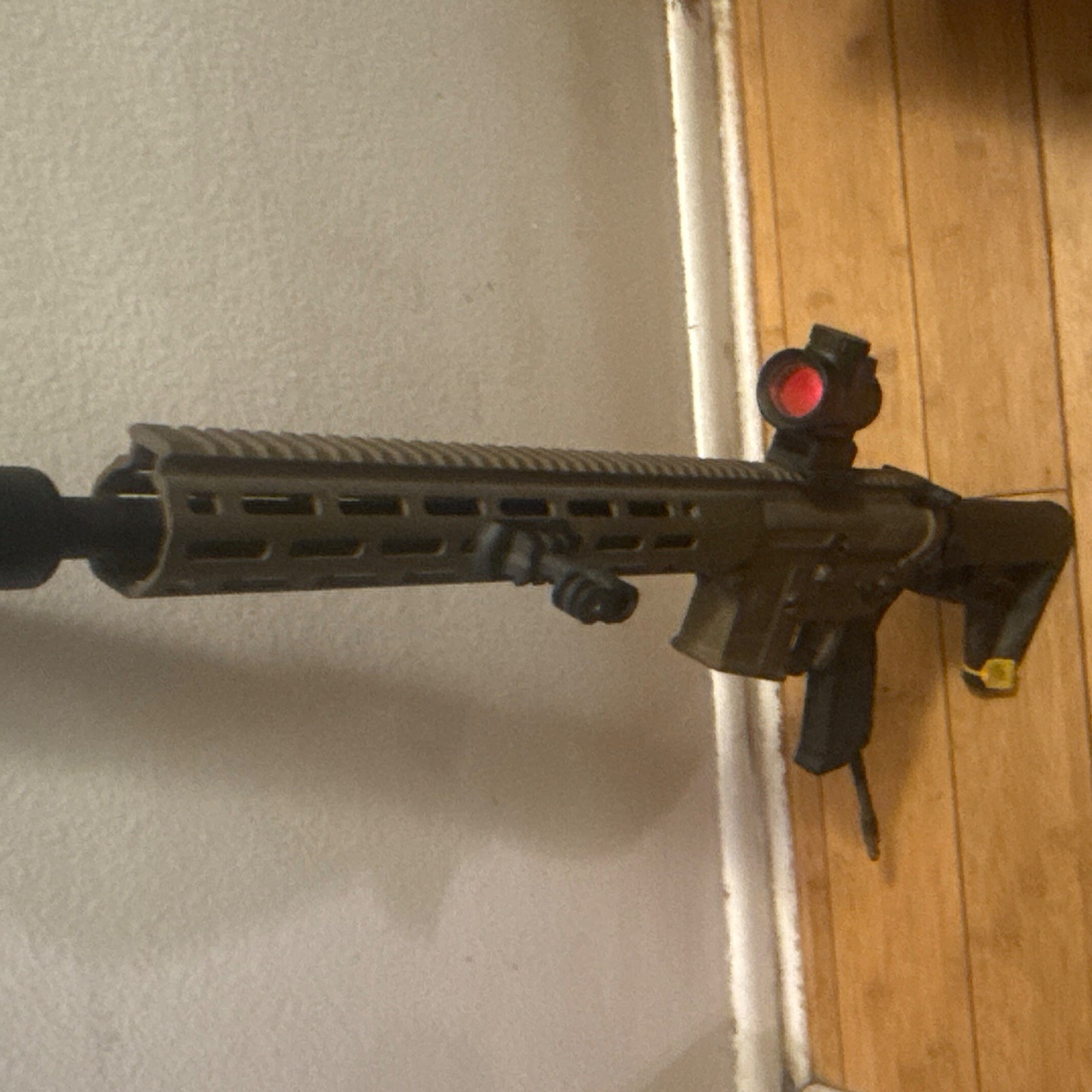 Wolverine MTW inferno gen 2 AR-Style Airsoft Rifle w/ Red Dot Sight