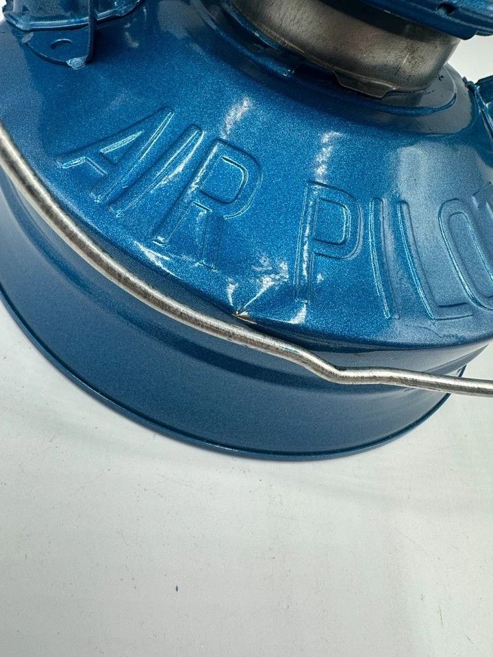 Dietz #08 Air Pilot Blue base Dented - Never used