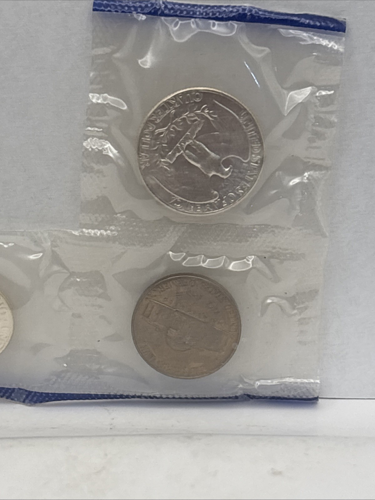 1962 Philadelphia Mint UNCIRCULATED Set Missing Half - 90% silver quarter & dime