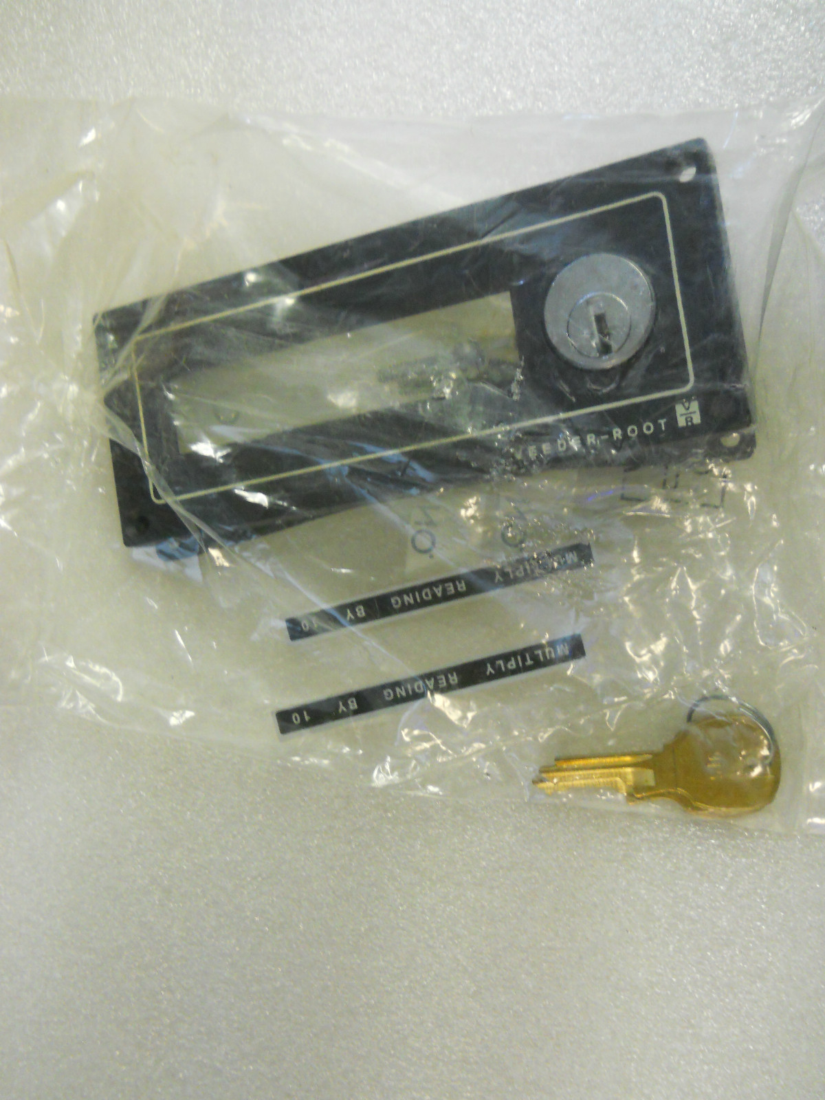 VEEDER ROOT 616361-002 REPLACEMENT FACEPLATE WITH LOCK NEW CONDITION IN PKG