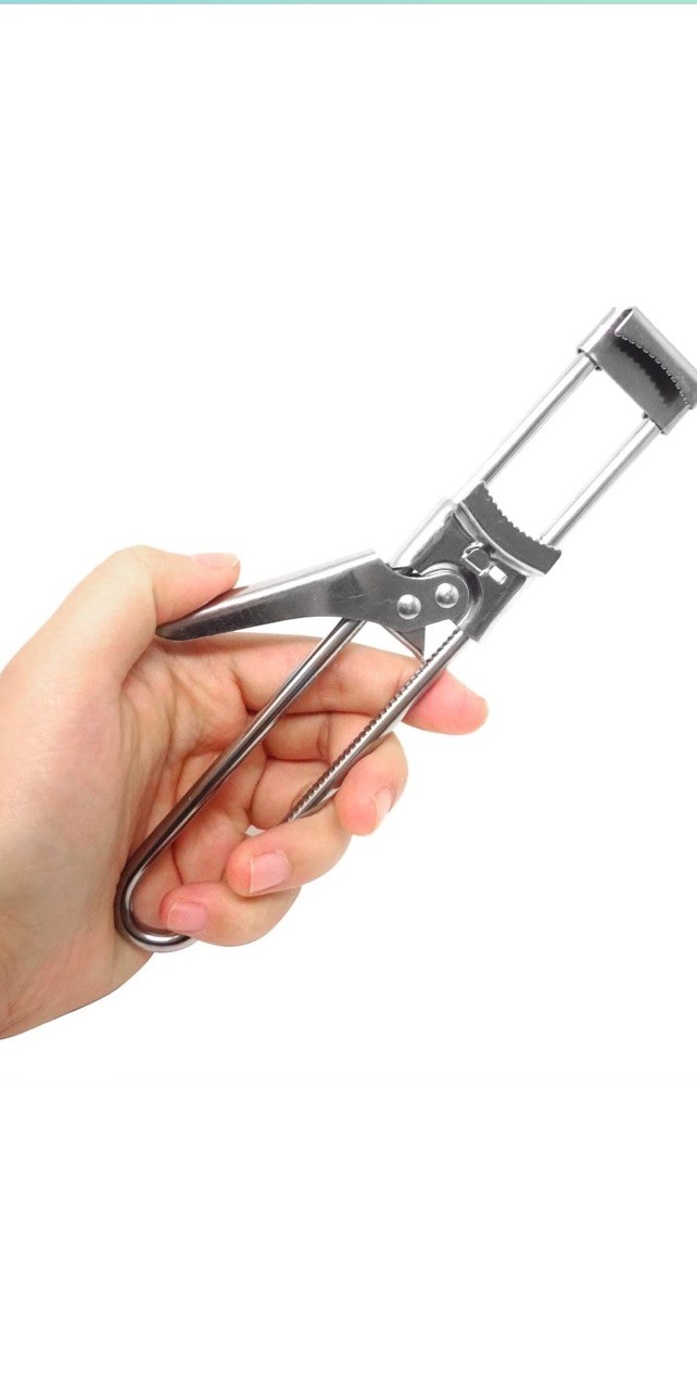 Adjustable Stainless Steel Jar & Bottle Opener: Effortless Kitchen Accessory