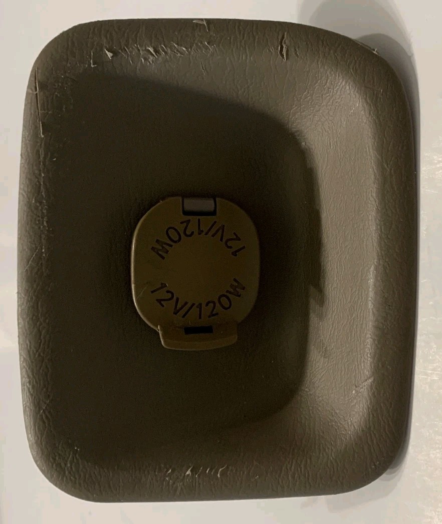 96-02 TOYOTA 4RUNNER REAR TRUNK 12V POWER OUTLET W/ TRIM Tan 64753-35010 P498b13