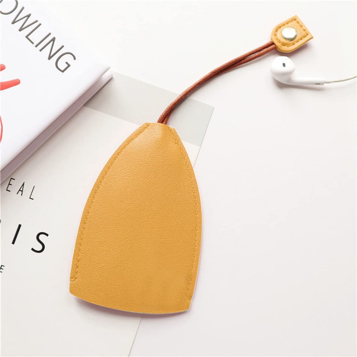 Car Key Case, 2PCS Creative Pull-Out Key Sleeve Keychain Bags, PU Leather Lar...