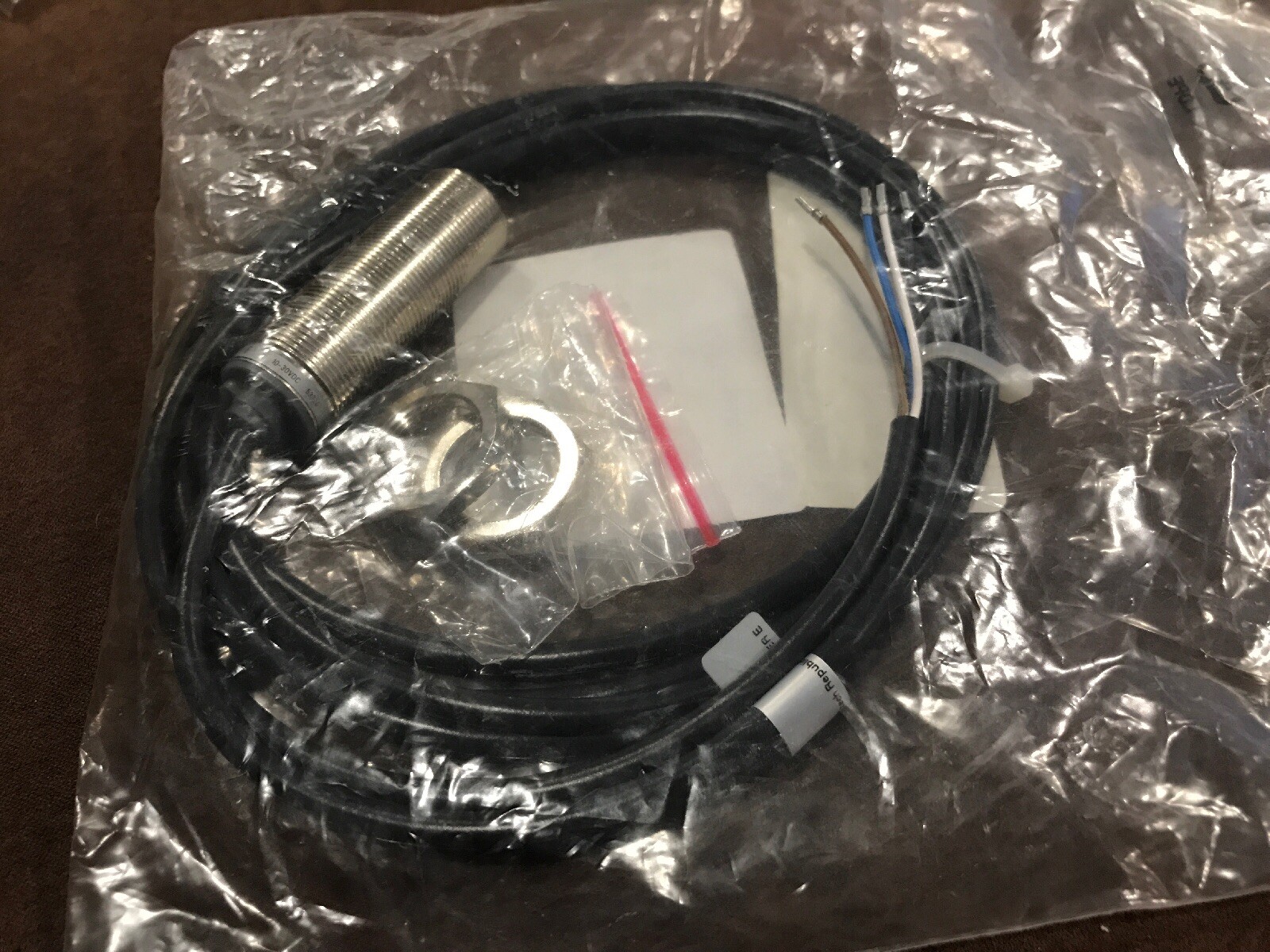 NEW Allen Bradley Inductive Proximity Sensor 872C-M8BN18-E2 Ser E FAST SHIP