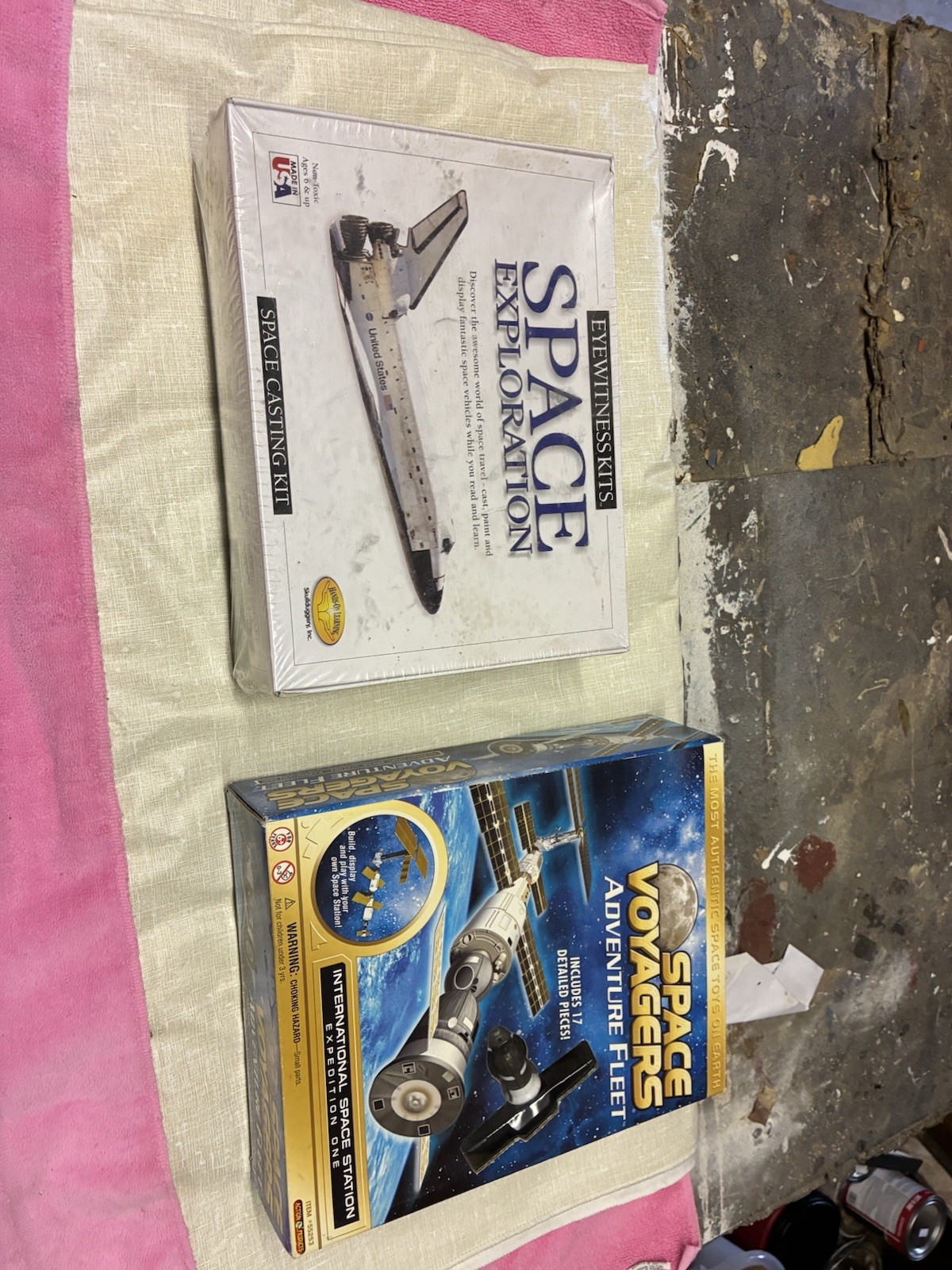 Spacecraft Casting Kit and ISS Scale Model