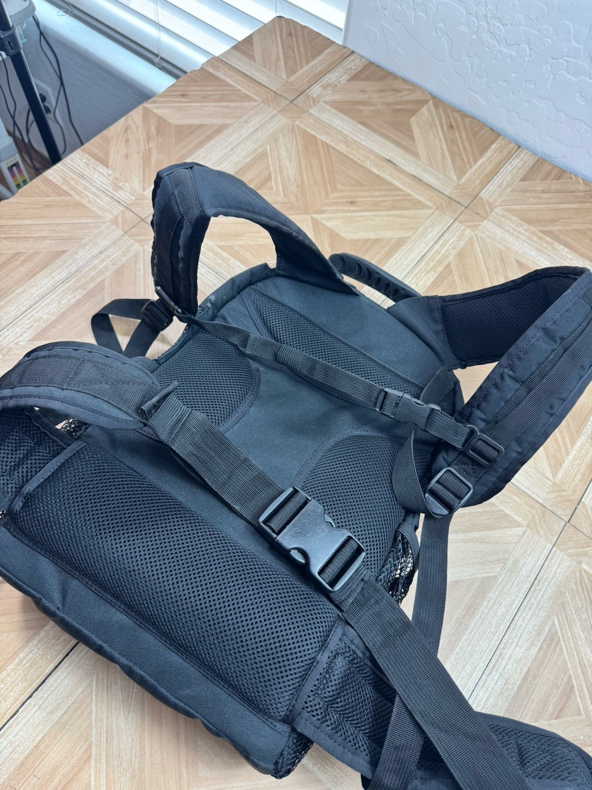 Inogen One G3 BackPack Spare Battery Storage & Padded Straps Black