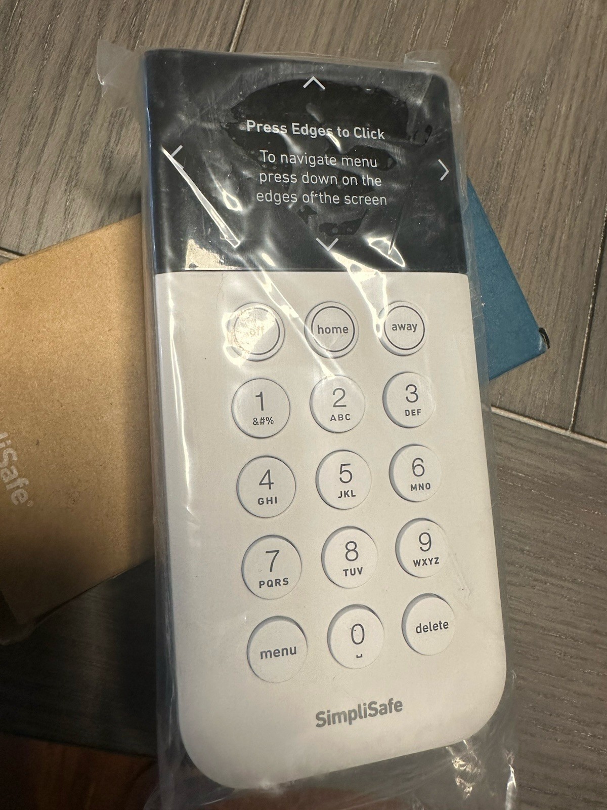 SimpliSafe Base Station & Keypad White Menu Navigation Wall Mountable Home Alarm