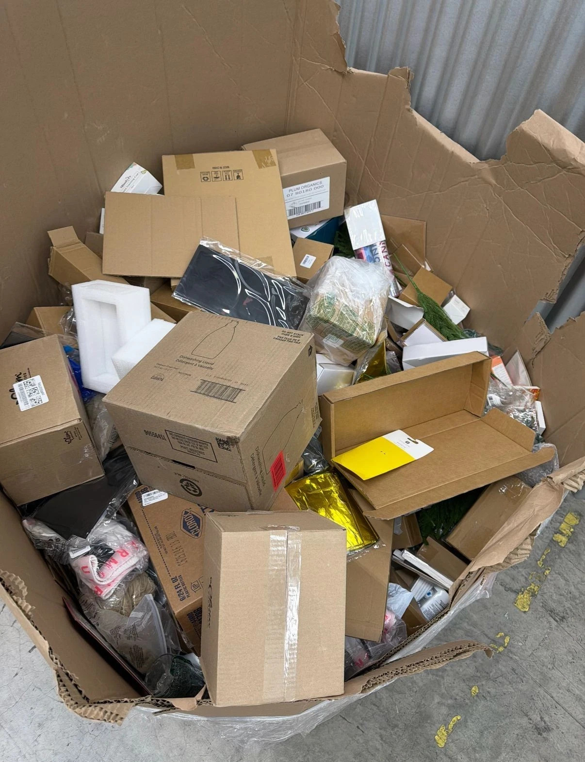 Amazon Consumer Merchandise Collection Treasure - Goods Pack