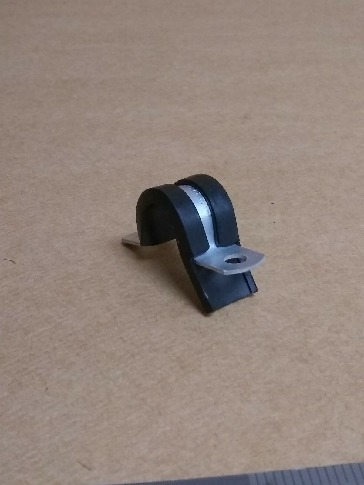 (1 PC) TA MFG BACC10BA8 RETAINING STRAP