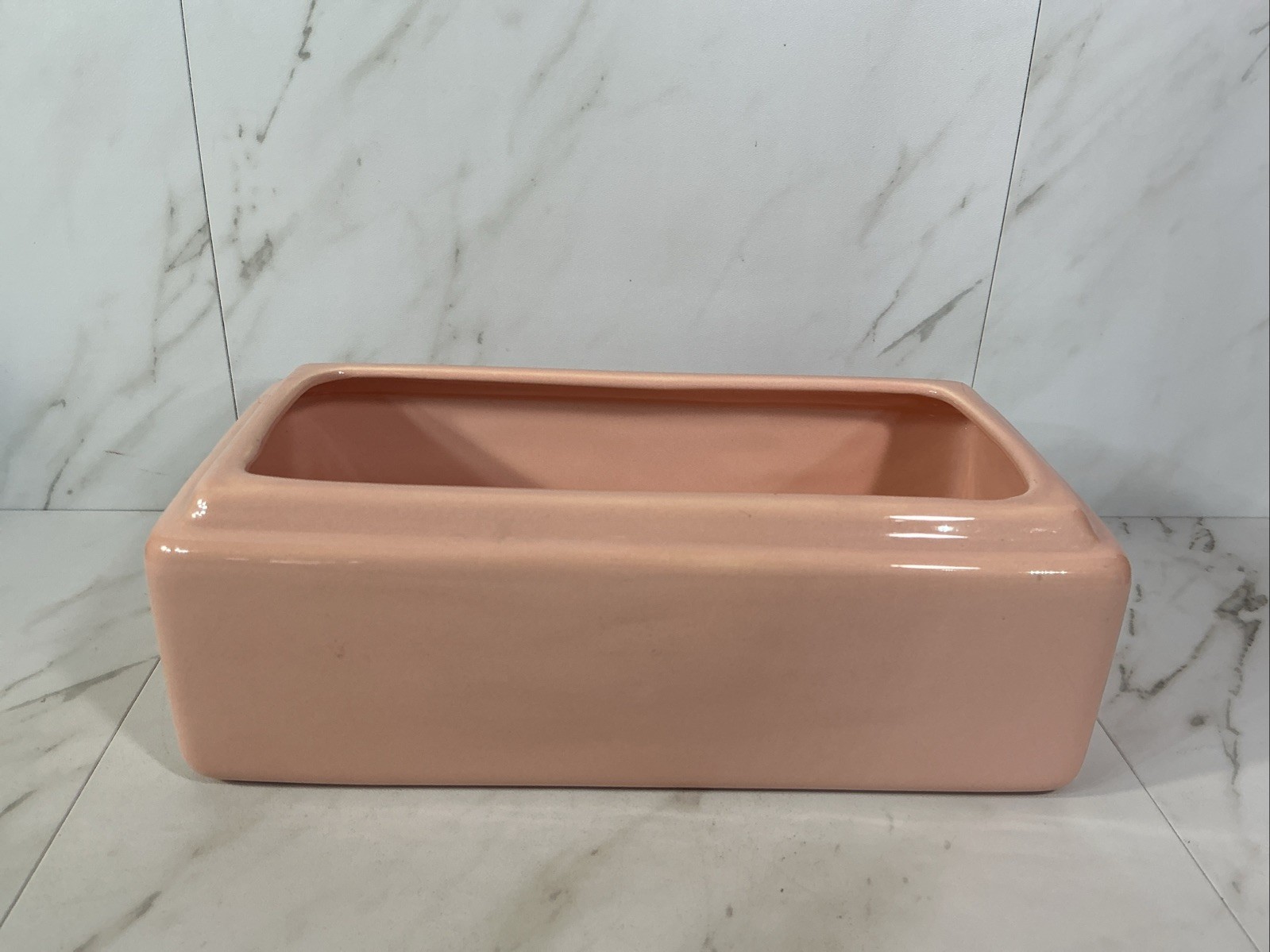 Vintage Haegar Pottery #7130 Pink Box ~ Tissues/ Toiletries / Planter ~ 10” x 4”