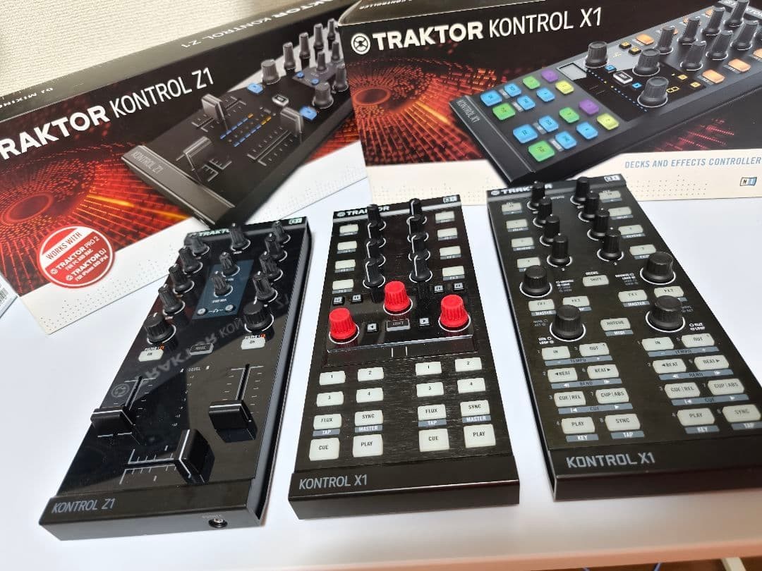 Native Instruments Traktor Kontrol Z1 DJ Mixer Audio Interface Boxed Tested Used