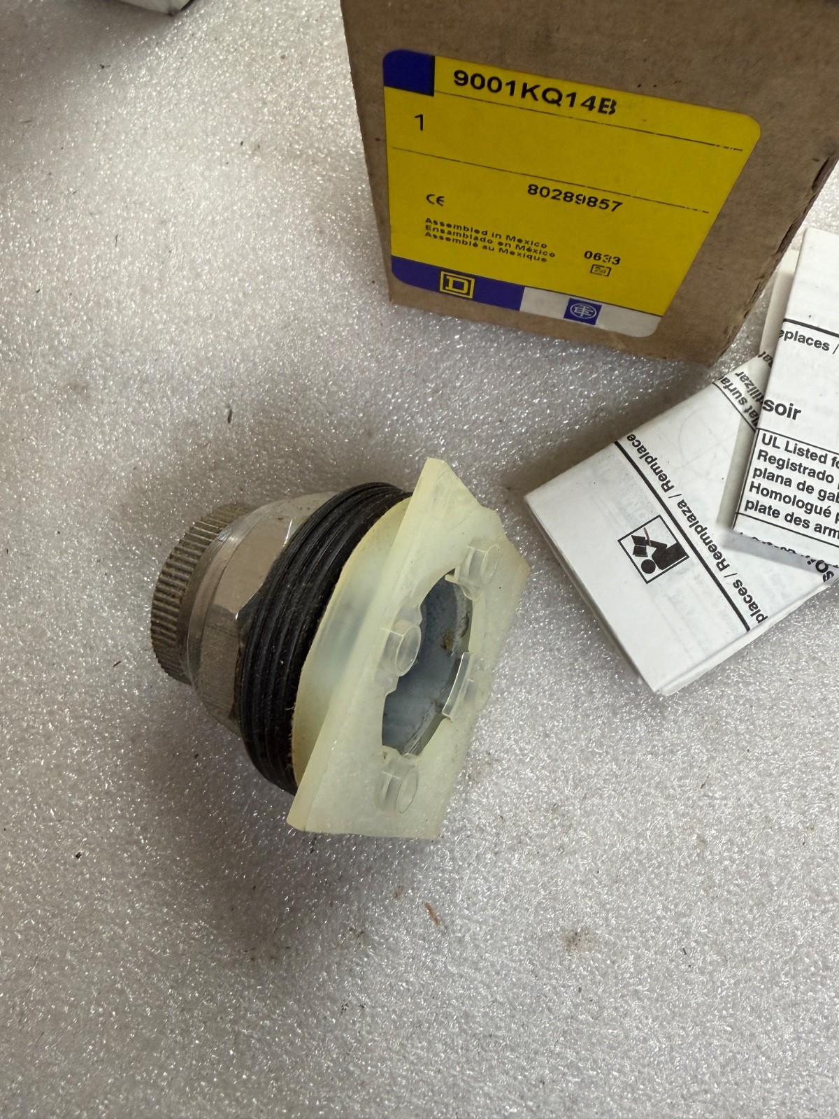Square D 9001KQ14B Selector push button NEW!