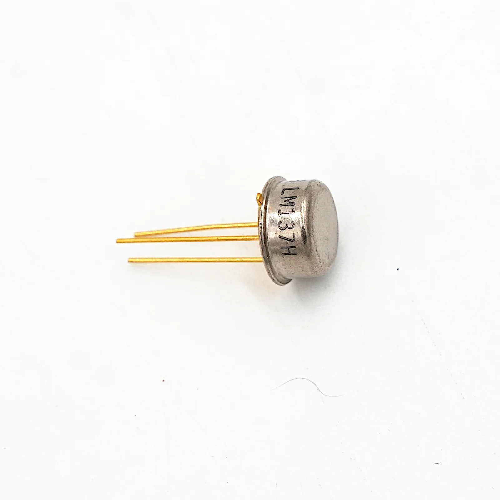 LM137H Negative Voltage Regulaor in Gold Lead TO-3 (NEW)