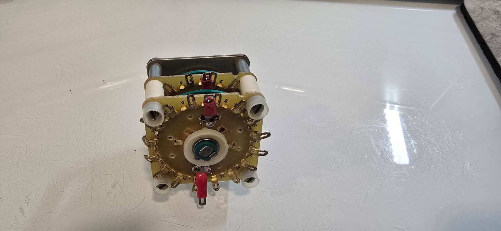 BENDIX CORP ROTARY SWITCH 2326704-4 5930-00-057-4752