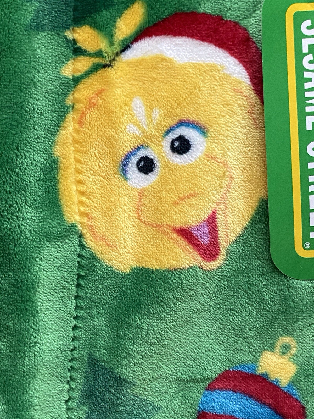 Sesame Street Christmas W/Sherpa Throw Blanket Elmo Cookie Monster Big Bird NEW