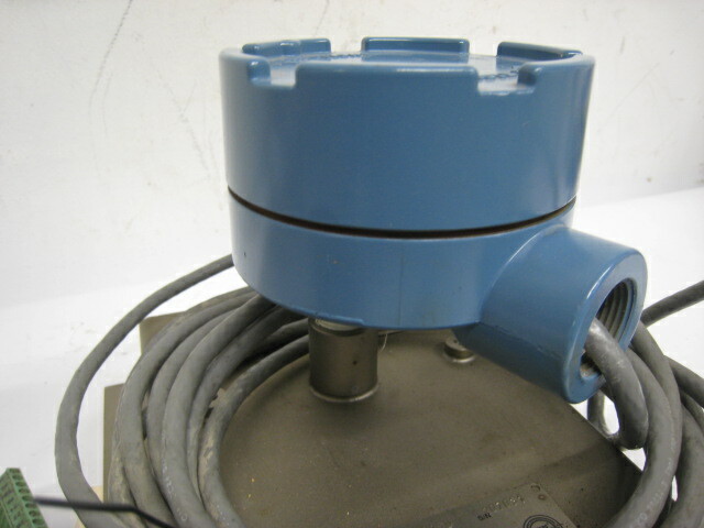MICRO MOTION DS006S100SU MASS FLOW SENSOR *