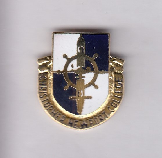 US Army ROTC Christopher Newport College, VA crest DUI badge G-23