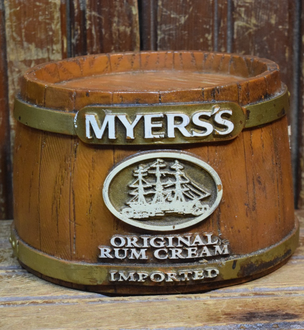 MEYERS'S RUM BOTTLE GLORIFYER BARREL DEALER DISPLAY BASE STAND RESIN SIGN BAR