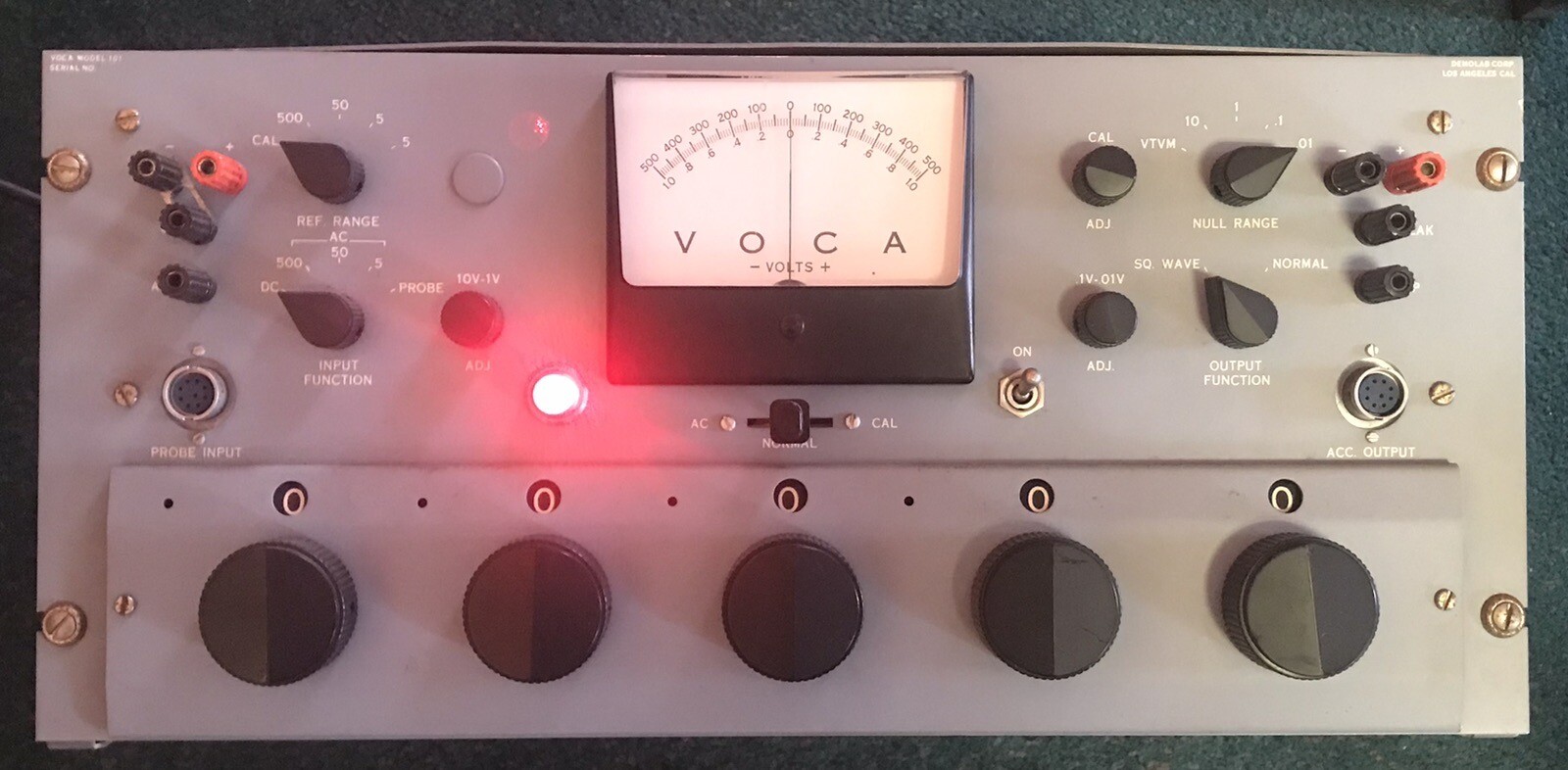DEMOLAB CORP VOCA MODEL 101 PRECISION VOLTAGE CALIBRATOR