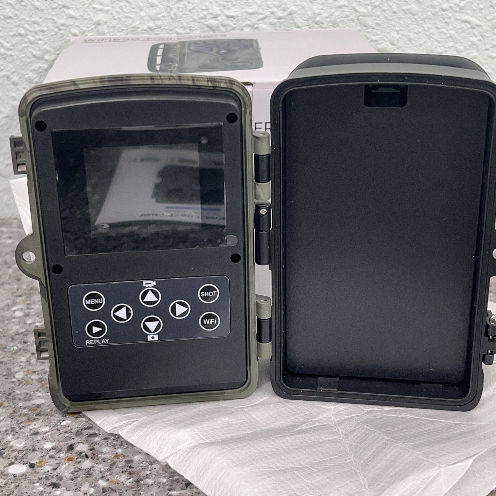 Suntek WIFI830 trail camera with Bluetooth