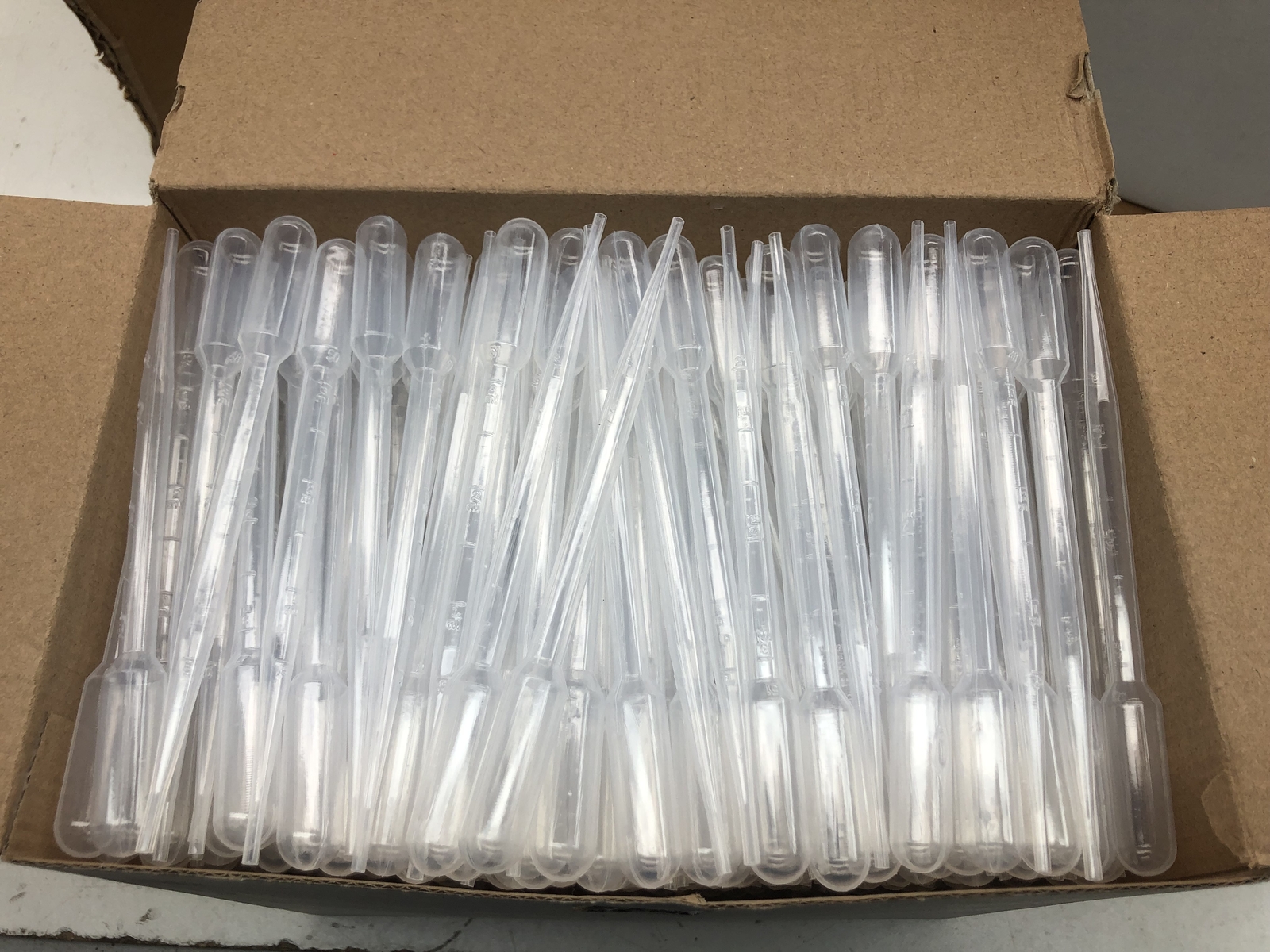 (QTY.6) VWR 16001-188 DISPOSABLE GRADUATED TRANSFER PIPETS 500/PK TOTAL OF 3000