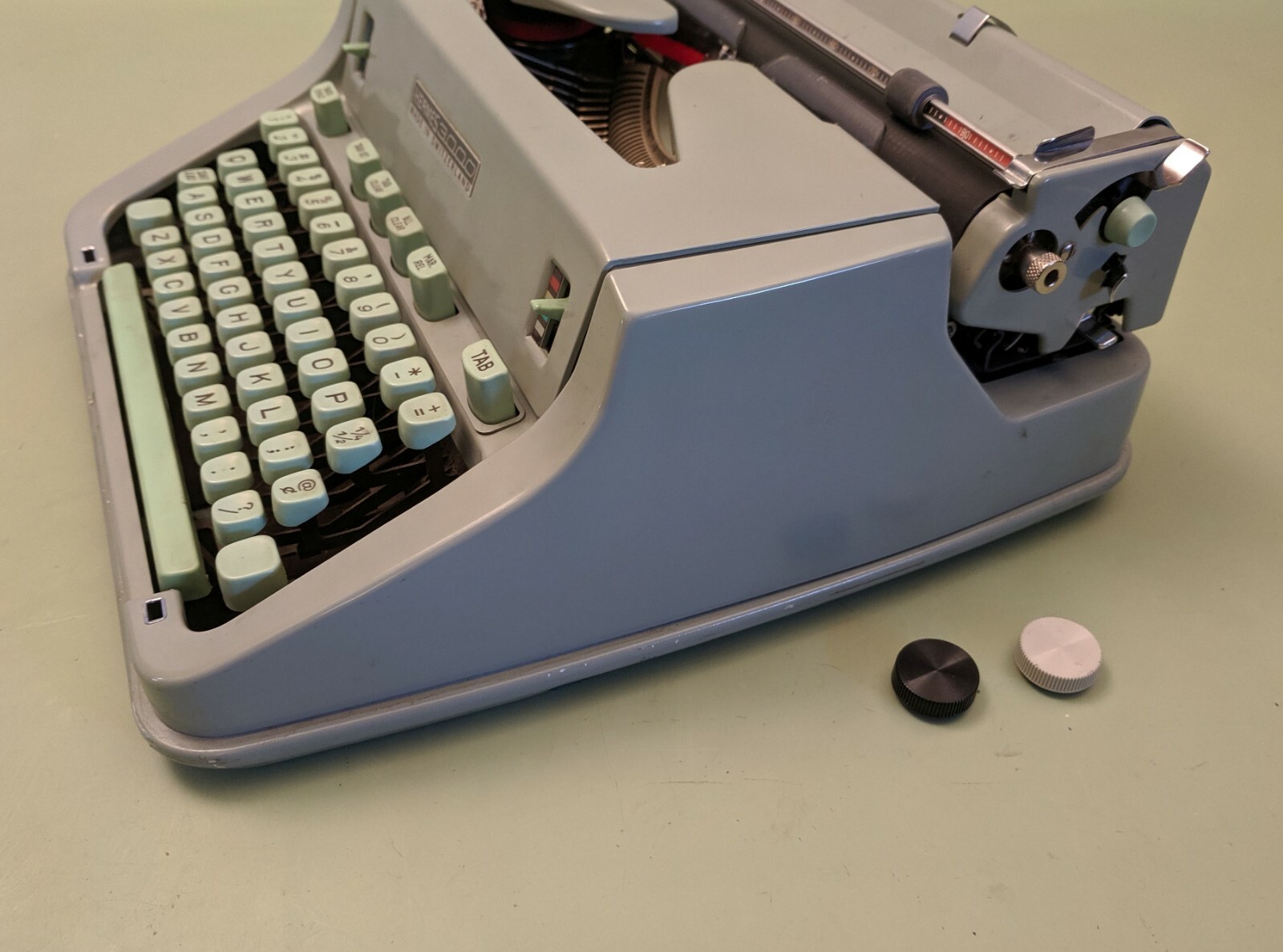 Factory Original Hermes 3000 Platen*knobs, Grey - New Old Stock