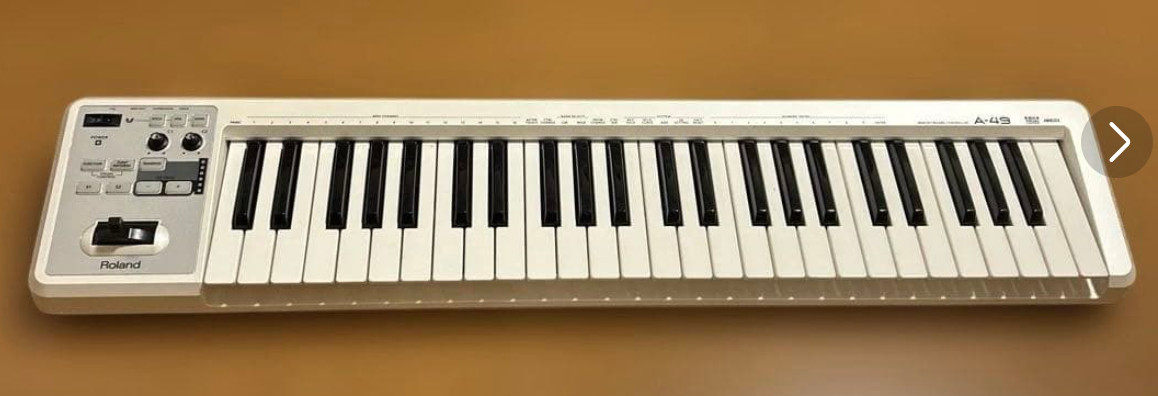 Roland A-49 Excellent cond 49-Key USB MIDI Keyboard Controller White Used Tested