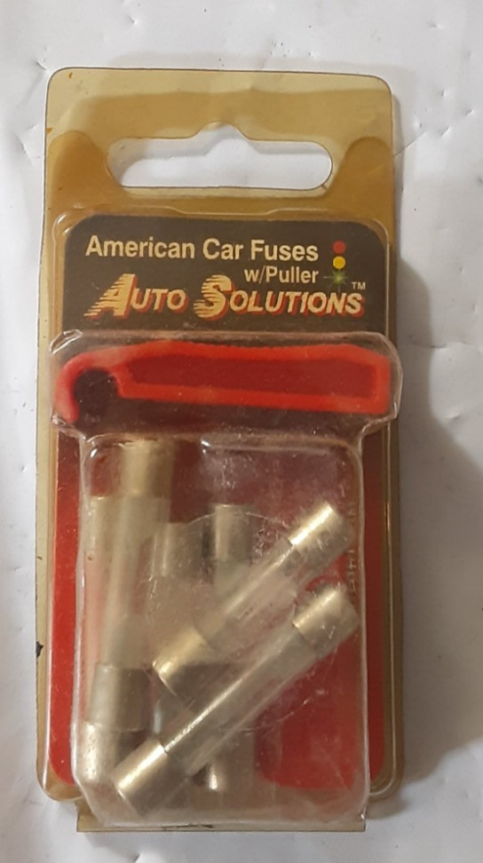 American Car Fuses w puller Auto Solutions 14815