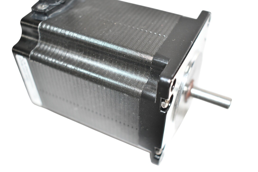 Lin Engineering 5718L-01S-RO Bipolar Stepper Motor Frame Size 23 200.0 Step 1.4