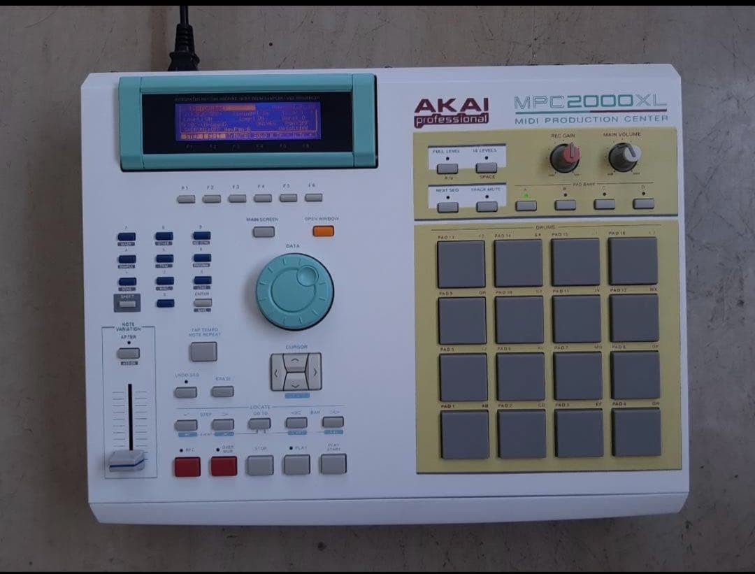 Akai MPC 2000XL Custom Pop Color Mint Drum Machine Sampler Serviced Max RAM CF