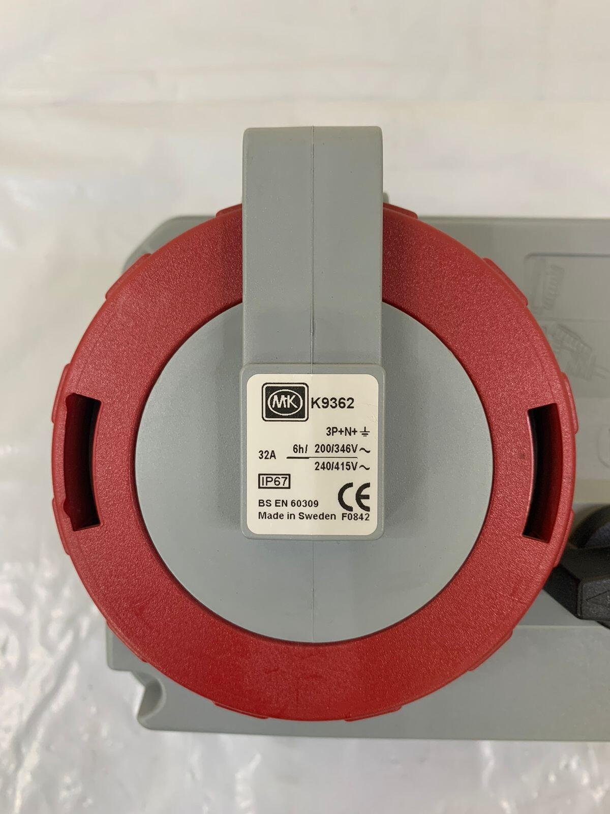 MK Electric / Switch Socket Horizontal Interlocked / K9362 RED / 32A | 380-415V